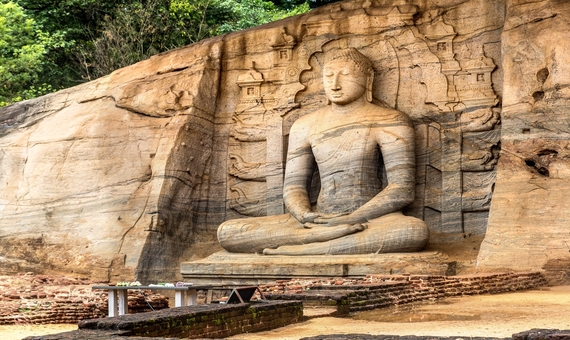 加爾寺Gal Viharaya
